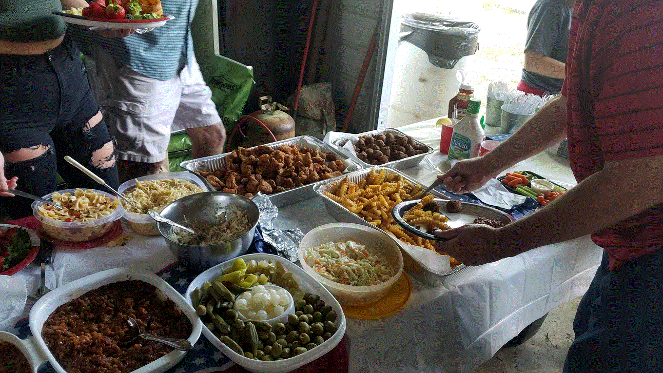 Table Spread 1.gif Table Spread 1.gif